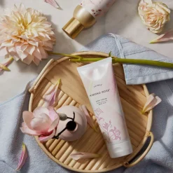 Kimono Rose Body Scrub